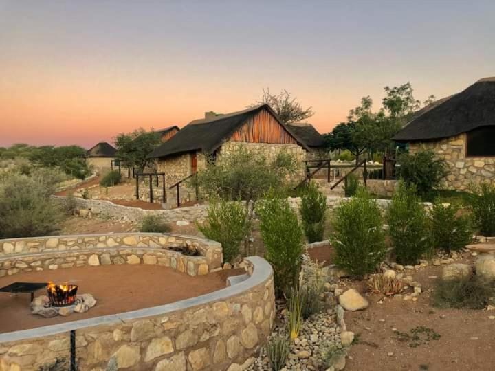 Kapika Waterfall Lodge Epupa Экстерьер фото