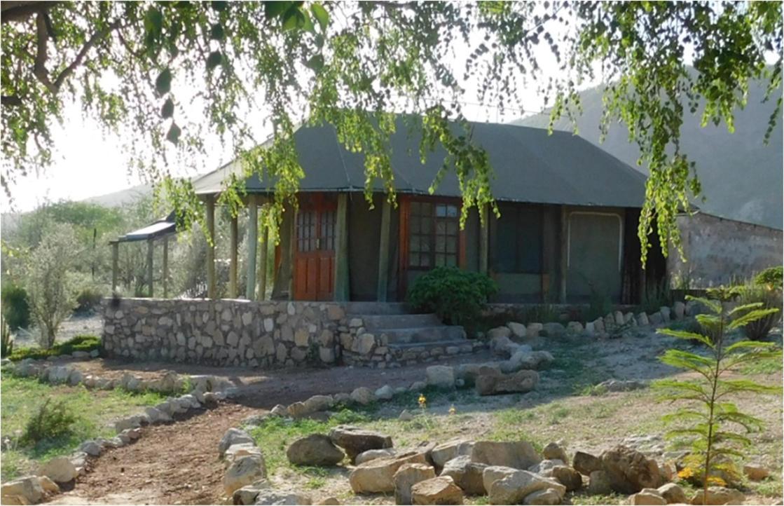 Kapika Waterfall Lodge Epupa Экстерьер фото