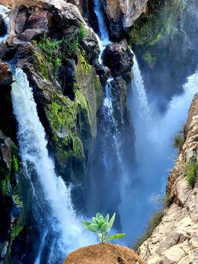 Kapika Waterfall Lodge Epupa Экстерьер фото