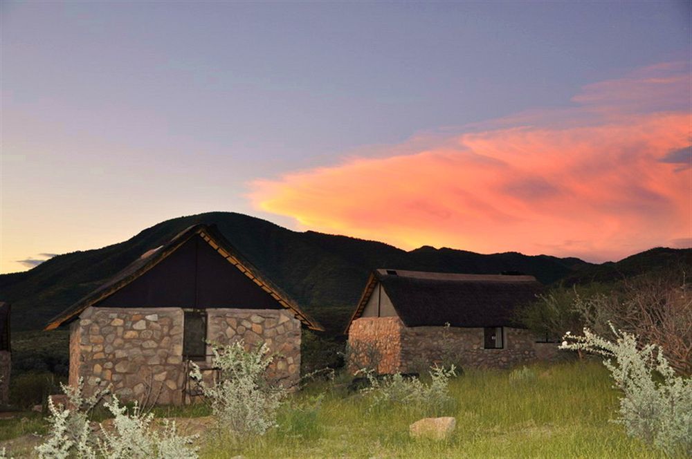Kapika Waterfall Lodge Epupa Экстерьер фото