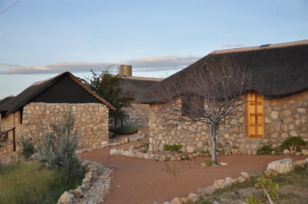 Kapika Waterfall Lodge Epupa Экстерьер фото