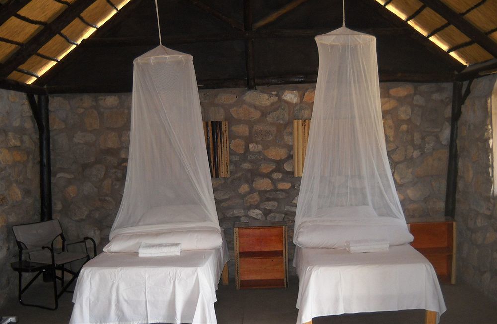 Kapika Waterfall Lodge Epupa Экстерьер фото